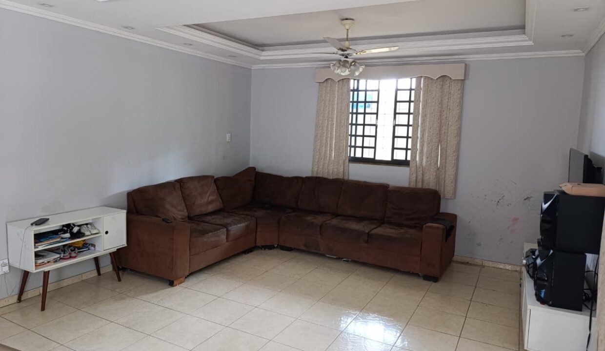 WhatsApp Image 2025-11-14 at 09.41.00 (2)