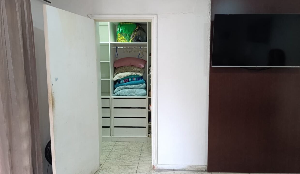 WhatsApp Image 2025-11-14 at 09.41.20 (1)