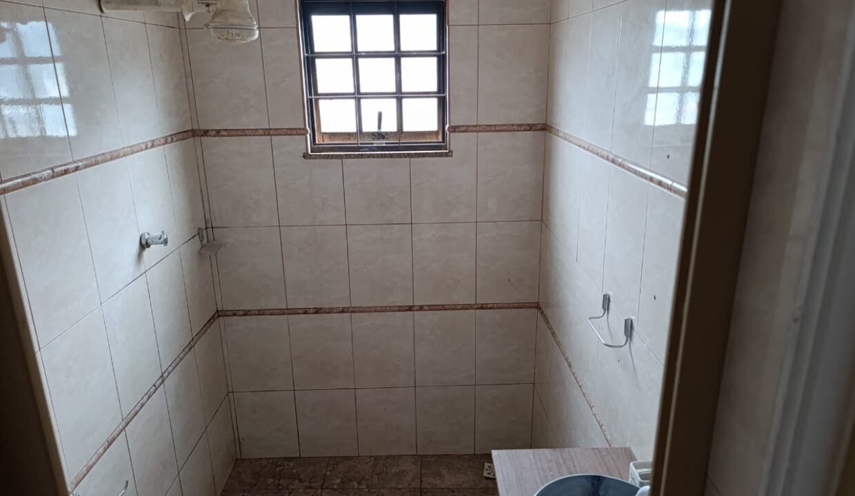 WhatsApp Image 2025-11-14 at 09.41.22 (1)